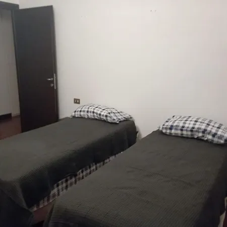 Niguarda Alfred House Апартаменты *