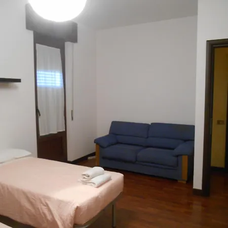 Niguarda Alfred House * Брессо